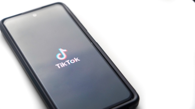 L’UE interdit TikTok Lite sur fond de risque pour la santé mentale